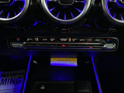 Used 2026 Mercedes-Benz GLB 250 4MATIC image 25