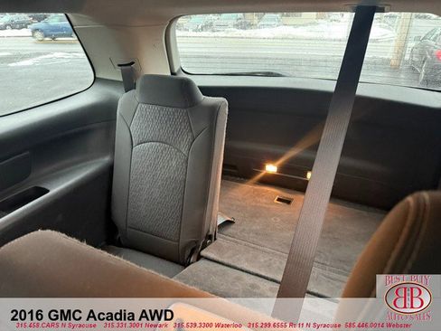 Used 2016 GMC Acadia SLE image 13