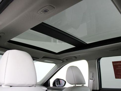 Certified 2023 Nissan Rogue SL AWD/4WD image 24