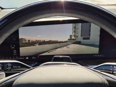 Certified 2025 Cadillac Escalade Sport Platinum w/ LPO, ONYX Package image 13