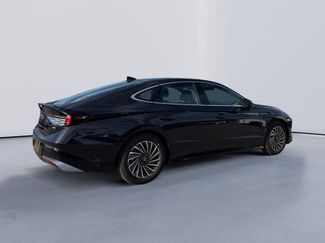 Used 2025 Hyundai Sonata SEL FWD video 3