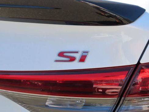 Certified 2023 Honda Civic Si image 8