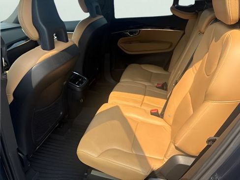 Used 2018 Volvo XC90 T6 Momentum w/ Convenience Package AWD/4WD image 28