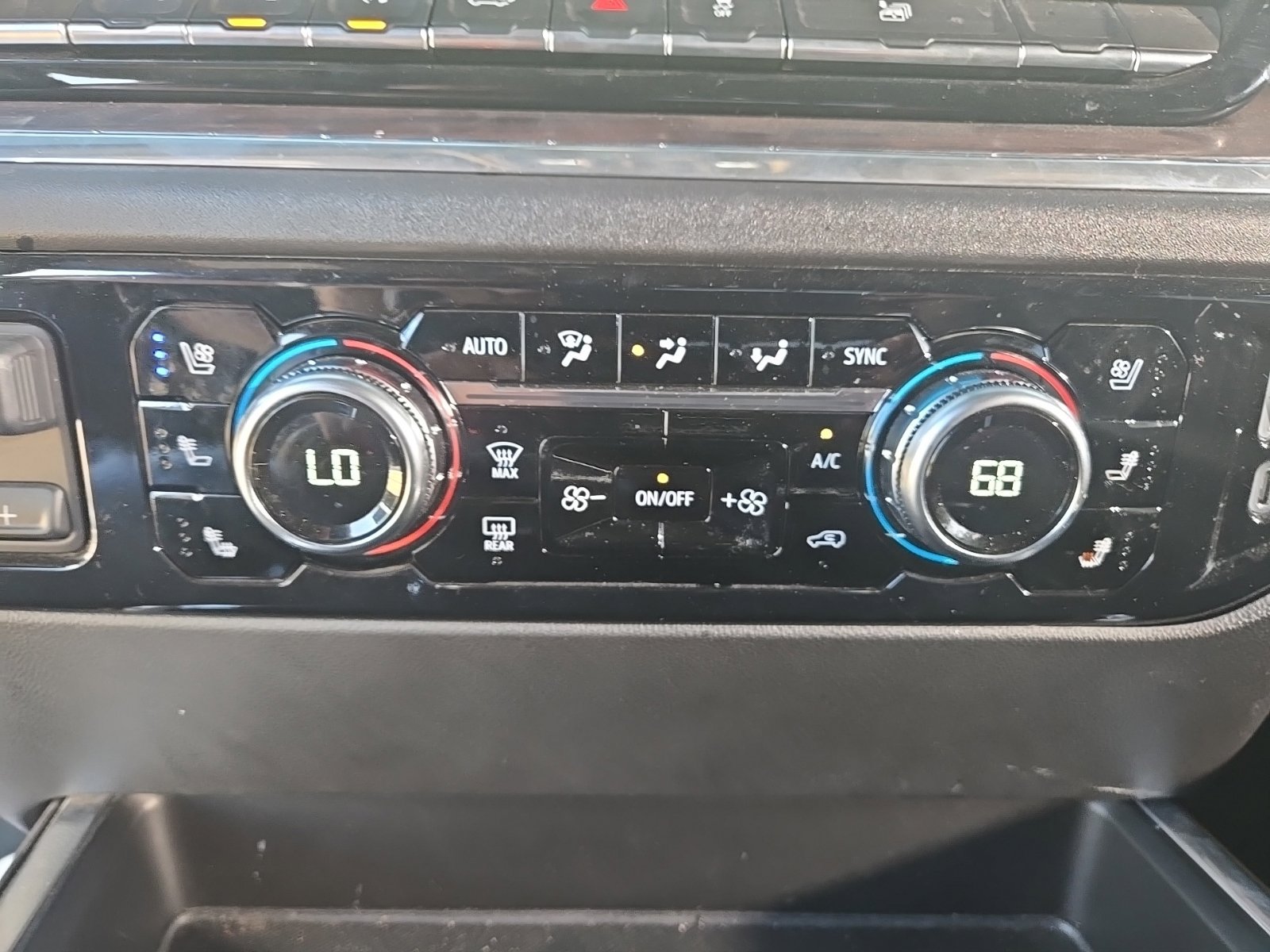 Used 2024 GMC Sierra 1500 SLT RWD image 14