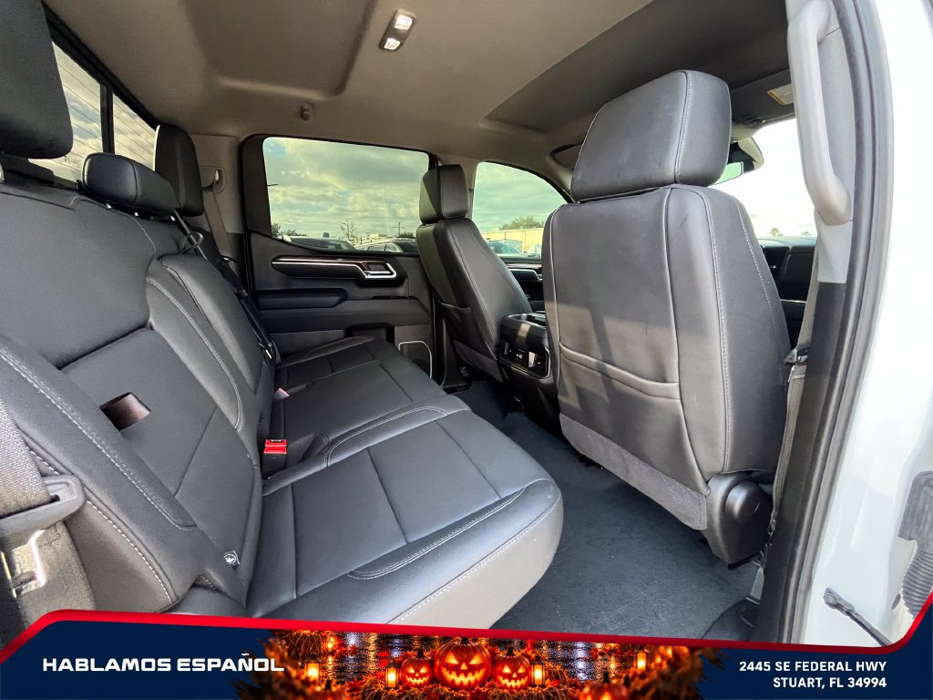 Certified 2025 Chevrolet Silverado 1500 RST w/ Redline Edition AWD/4WD image 18