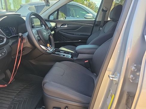 Used 2020 Hyundai Santa Fe SEL w/ Convenience Package image 5