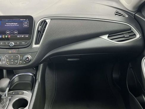 Used 2024 Chevrolet Malibu LT FWD image 23