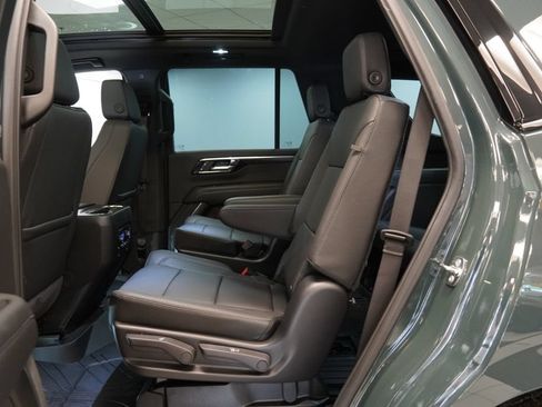 New 2026 Chevrolet Tahoe Z71 w/ Comfort Package AWD/4WD image 31