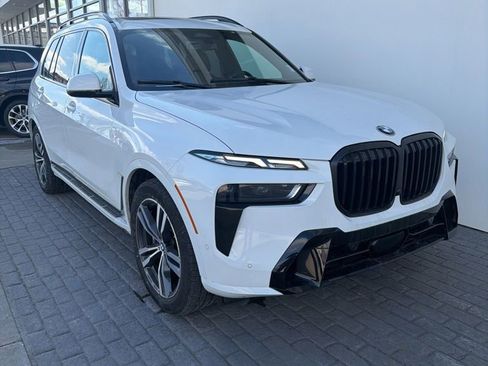 Certified 2026 BMW X7 xDrive40i image 1