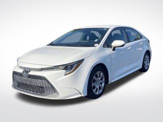 Used 2020 Toyota Corolla LE FWD video 3