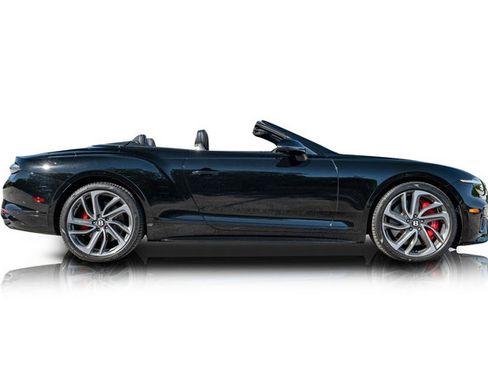 Used 2025 Bentley Continental GT Speed image 2