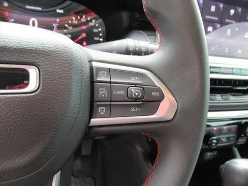 Used 2022 Jeep Compass Trailhawk image 18