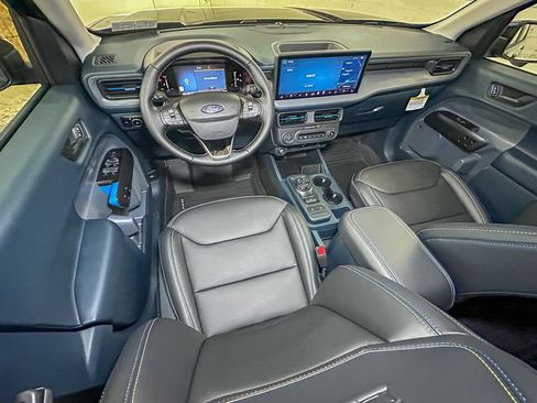 New 2026 Ford Maverick Lobo image 9