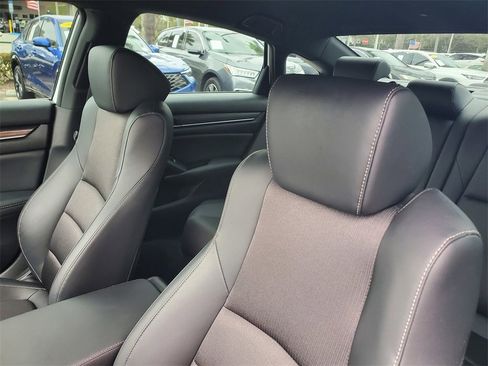Used 2022 Honda Accord Sport image 16