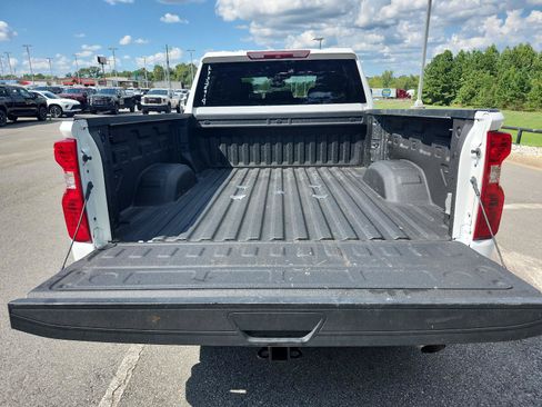 Certified 2024 Chevrolet Silverado 2500 Custom w/ Custom Value Package AWD/4WD image 13