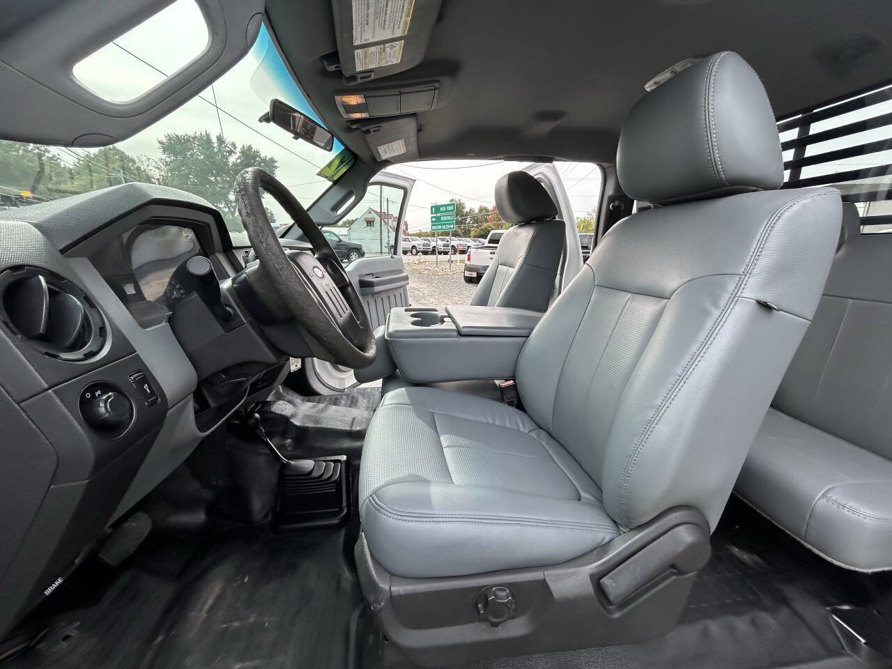 Used 2012 Ford F550 4x4 SuperCab Super Duty w/ XL Value Pkg image 18