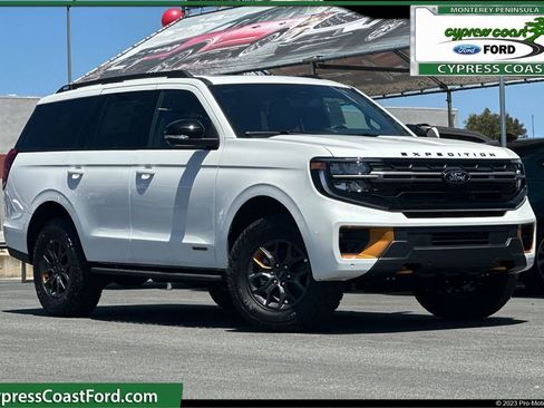 New 2026 Ford Expedition Tremor AWD/4WD image 1