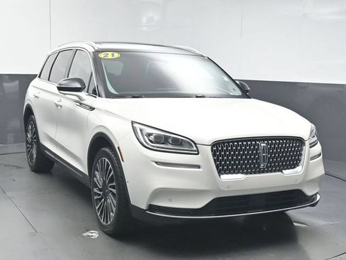 Used 2021 Lincoln Corsair Reserve w/ Equipment Group 201A FWD image 2