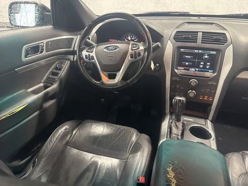 Used 2011 Ford Explorer XLT w/ 202A Rapid Spec Order Code FWD image 23