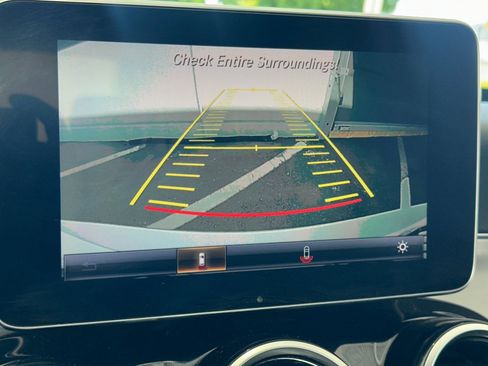 Used 2016 Mercedes-Benz C 300 4MATIC Sedan image 24