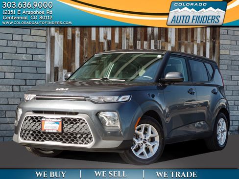 Used 2022 Kia Soul LX w/ Technology Package FWD image 1