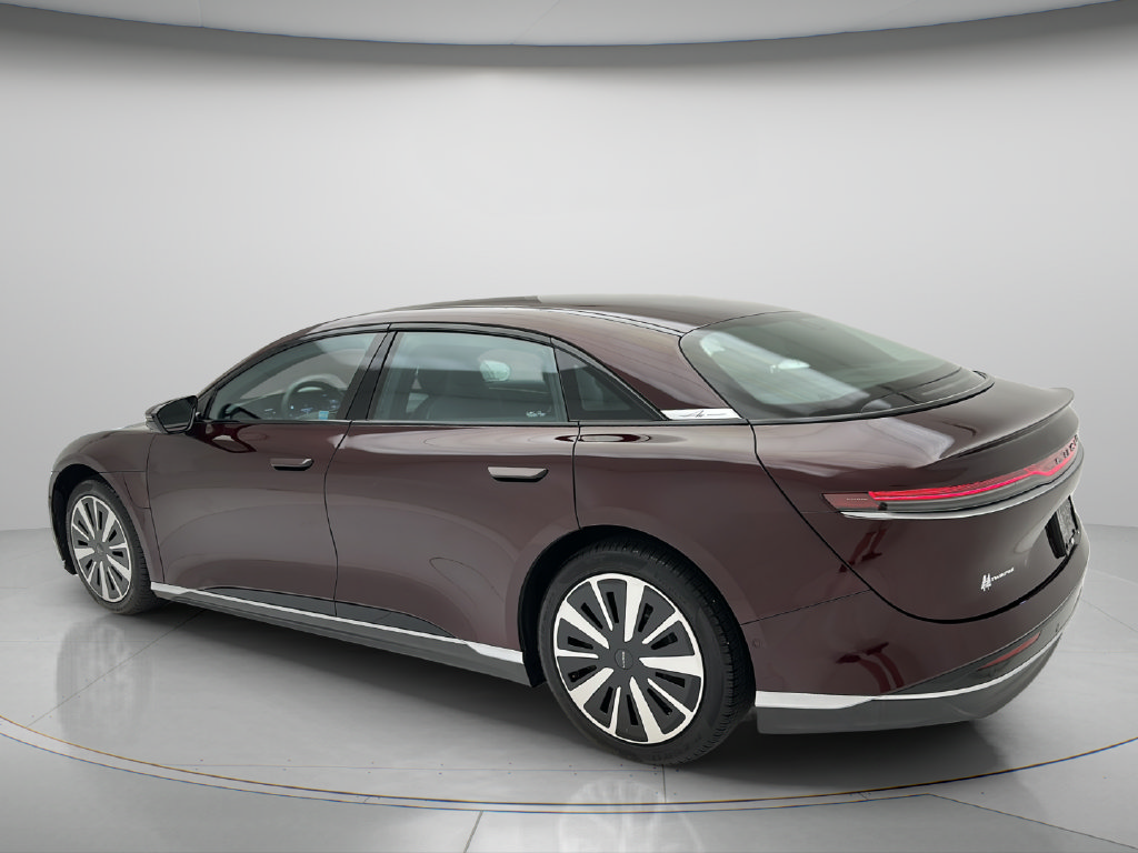 Used 2024 Lucid Air Touring AWD/4WD image 4