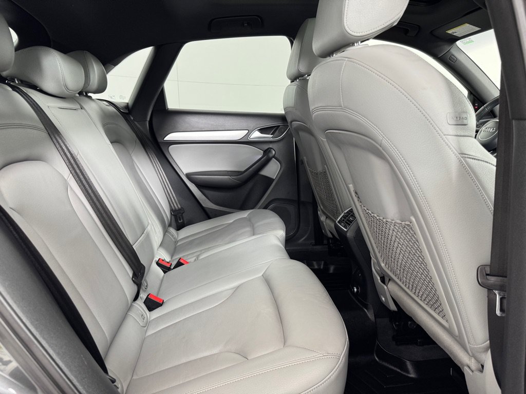 Used 2018 Audi Q3 2.0T Premium Plus FWD image 24