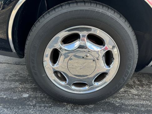 Used 1998 Buick Riviera Supercharged Coupe w/ Prestige Opt Pkg image 36