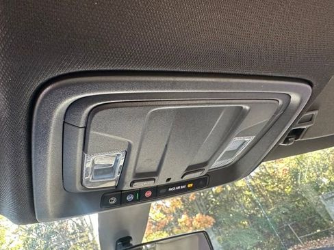 Used 2023 Chevrolet Silverado 2500 LT image 31