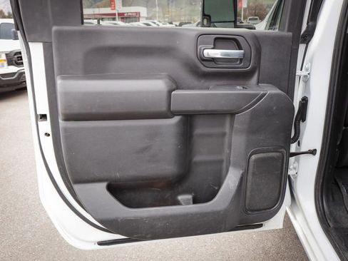 Used 2023 Chevrolet Silverado 2500 LT AWD/4WD image 32