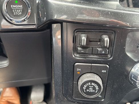 Used 2022 Ford F150 XLT w/ Equipment Group 302A High image 10