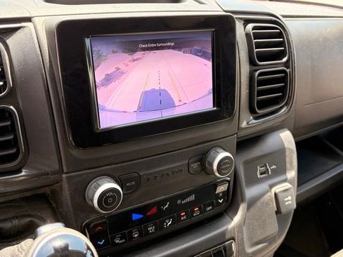 Used 2025 RAM ProMaster 2500 w/ Convenience Group FWD image 16