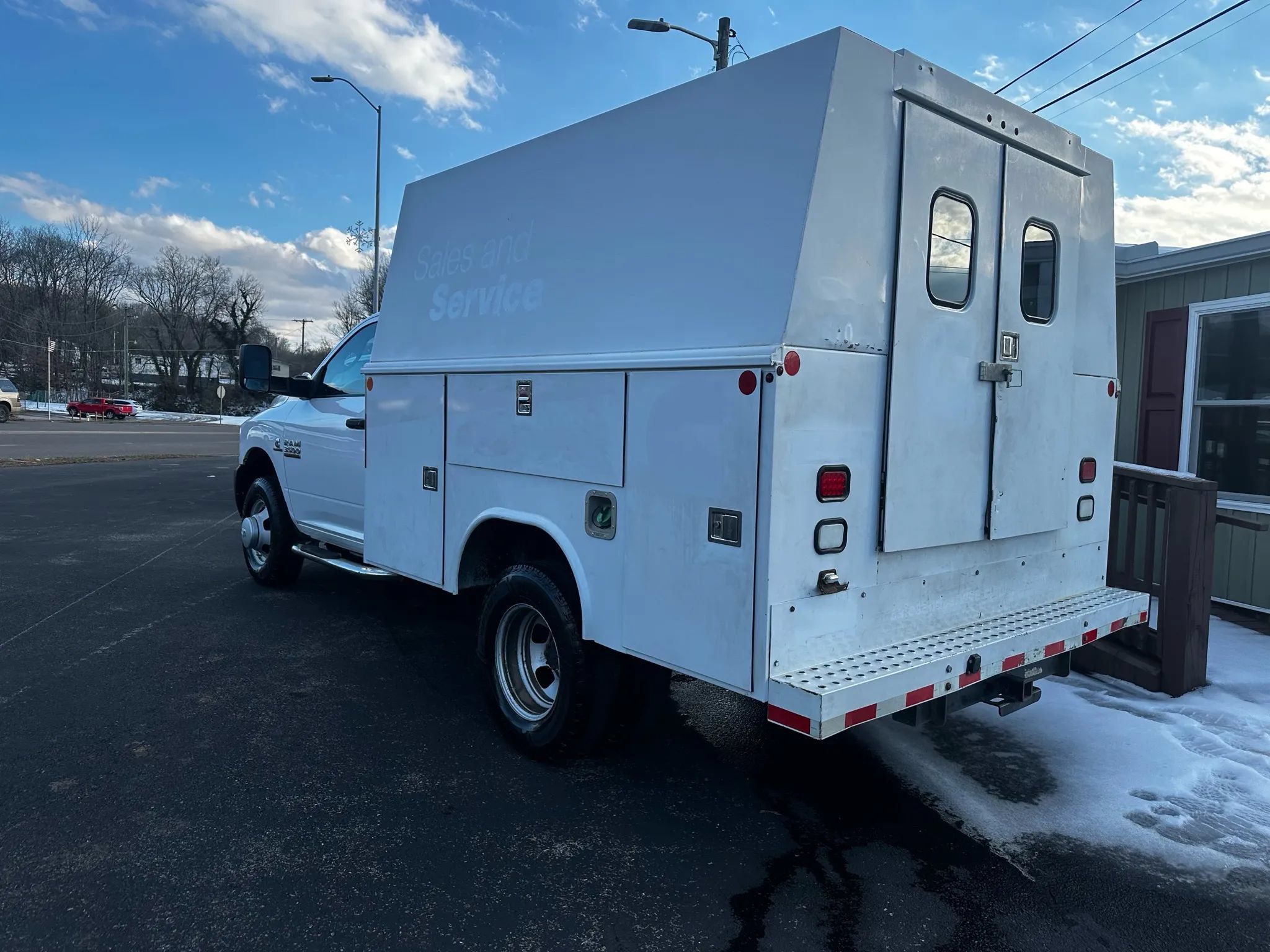 Used 2014 RAM 3500 Tradesman RWD image 3