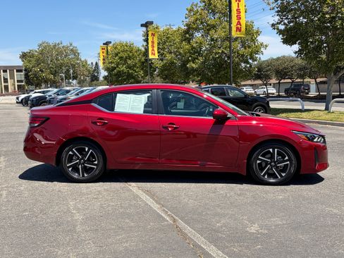 Used 2024 Nissan Sentra SV w/ All-Weather Package FWD image 2