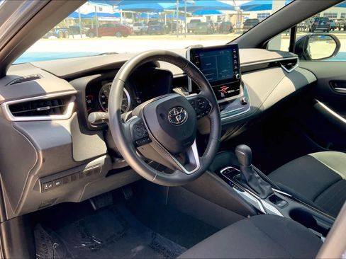 Used 2020 Toyota Corolla SE FWD image 18