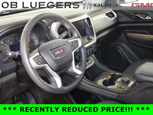 Certified 2023 GMC Acadia SLE w/ Driver Convenience Package image 11