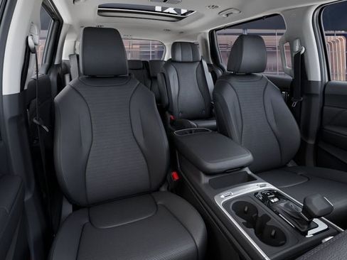 New 2027 Kia Carnival SX Prestige FWD image 15