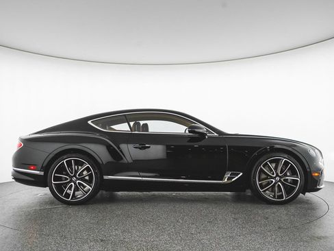 Used 2024 Bentley Continental GT image 6