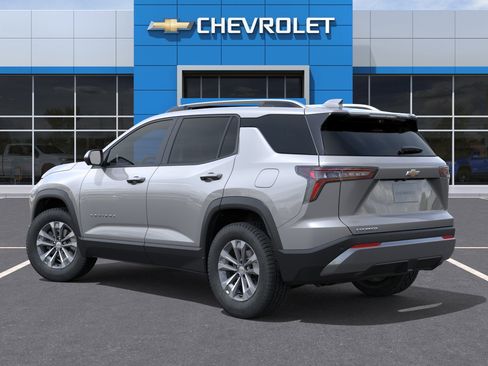 New 2026 Chevrolet Equinox LT FWD image 4