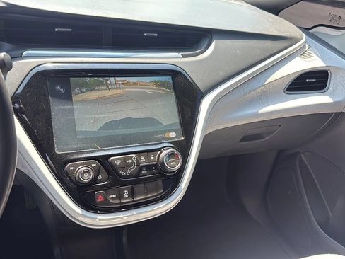 Used 2019 Chevrolet Bolt LT FWD image 16
