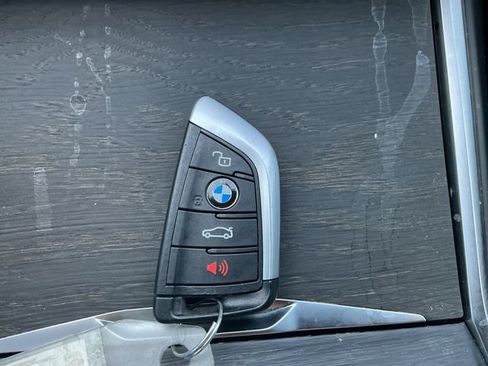 Used 2023 BMW 330i Sedan w/ Driving Assistance Package RWD image 24