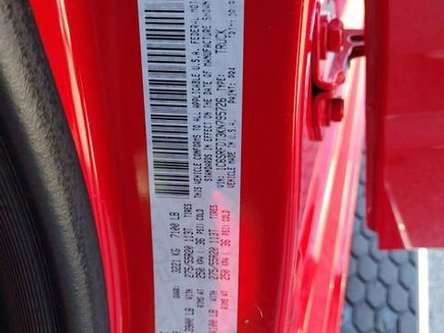 Used 2019 RAM 1500 Laramie image 43