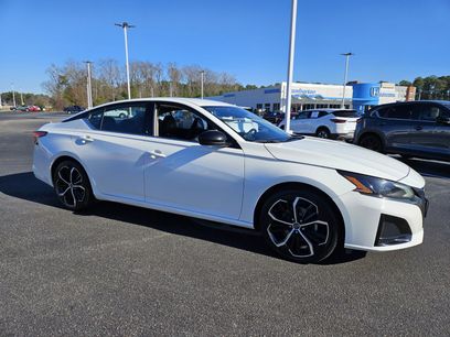 Used 2024 Nissan Altima 2.5 SR