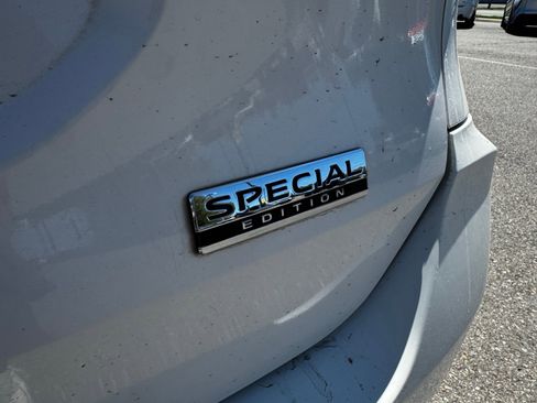 Used 2020 Nissan Rogue S FWD image 10