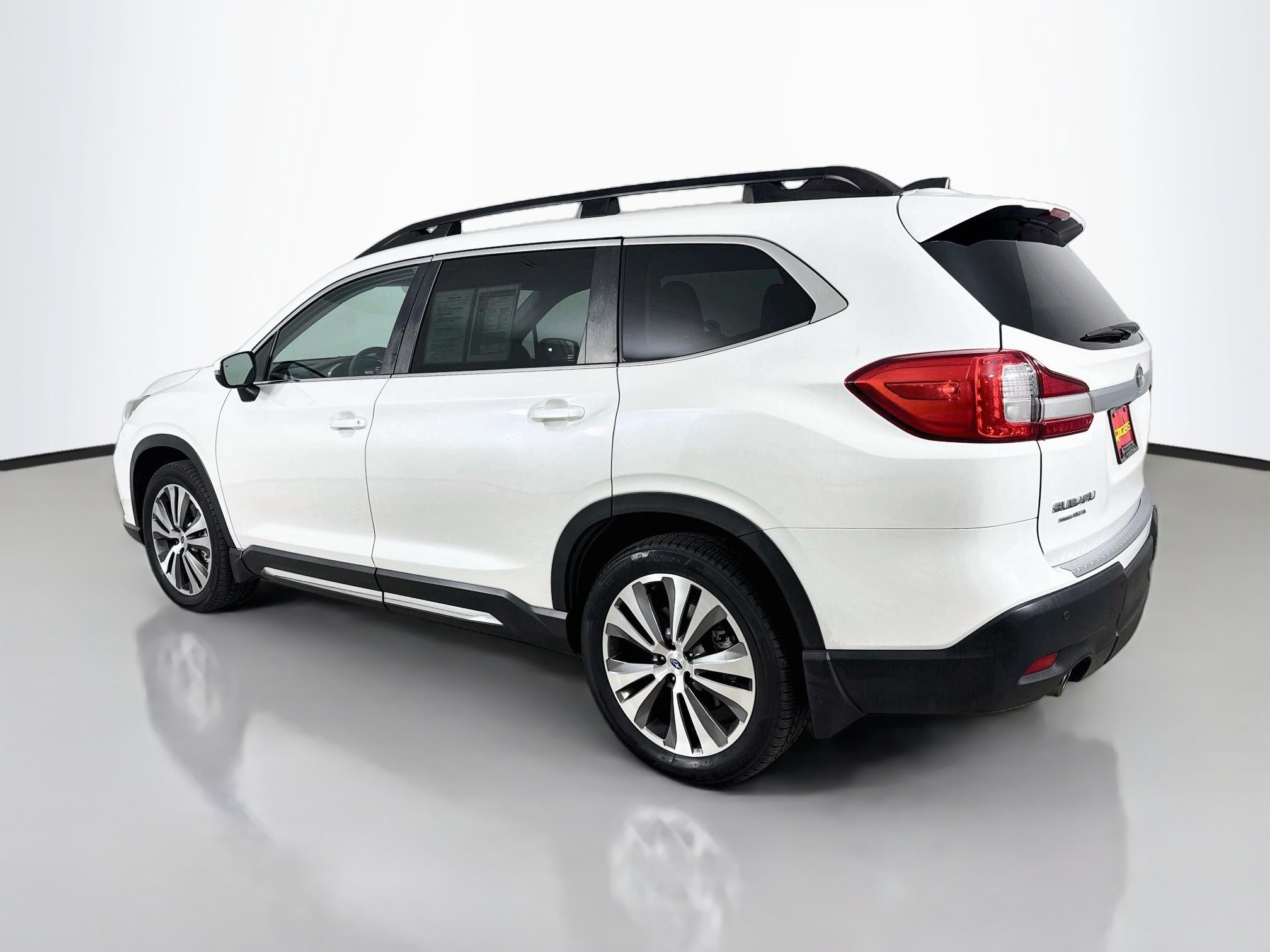 Used 2021 Subaru Ascent Limited w/ Technology Package AWD/4WD image 6