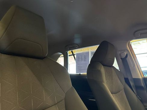 Used 2023 Toyota RAV4 XLE image 20