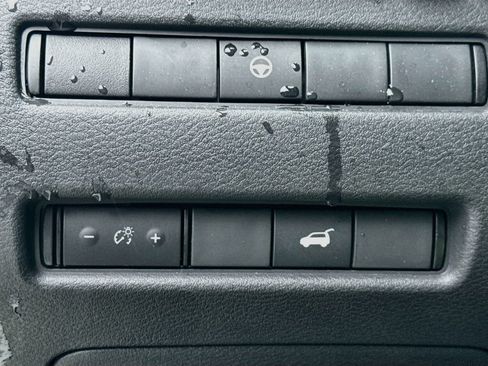 Used 2022 Nissan Rogue SL w/ SL Premium Package FWD image 11