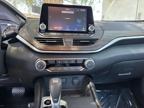 Used 2026 Nissan Altima 2.5 SV FWD image 16