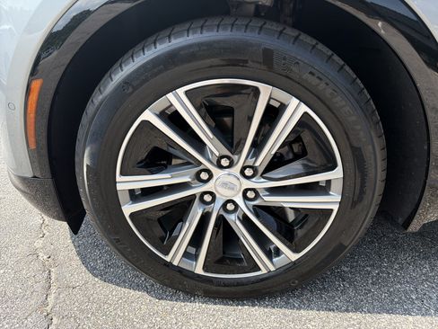 Certified 2024 Cadillac Lyriq Luxury AWD/4WD image 12