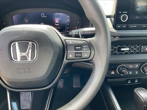 Used 2023 Honda Accord EX image 24
